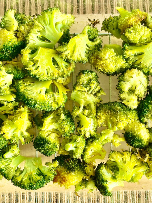 Garlic Turmeric Roasted Broccoli Steaks: A delicious and anti-inflammatory AIP-friendly side dish